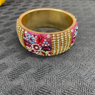 Fashion bracelet