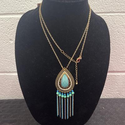 Beautiful turquoise necklace