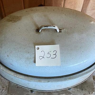 Vintage Savory Roasting Pan