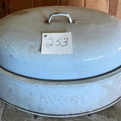 Vintage Savory Roasting Pan