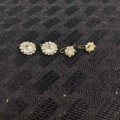 Vintage Fashion clip on earrings