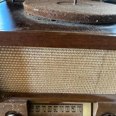 Vintage Sentinel Radio and Player