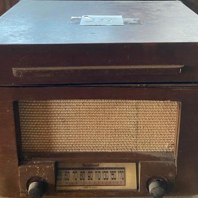 Vintage Sentinel Radio and Player
