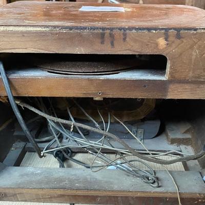 Vintage Sentinel Radio and Player