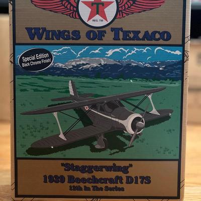 â€œStaggerwingâ€ 1939 Beachcraft D17S Die Cast Bank