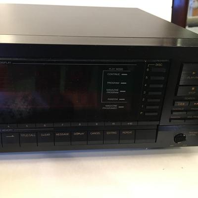 JVC Compact Disc Player  XL-M600