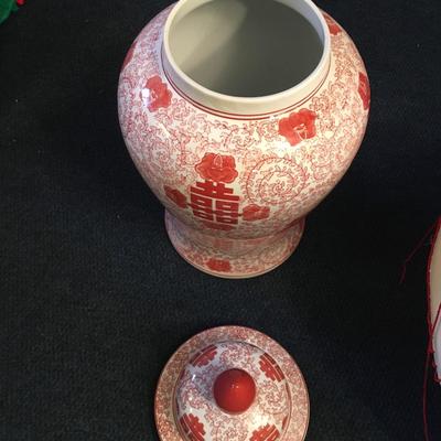 Extra large ginger jar with lid