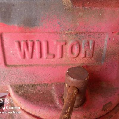 Bench Vise