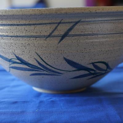 SIGNED 12"HAND THROWN POTTERY BOWL OF EARTHTONE & BLUE GRASSES /APPLIED HANDLES