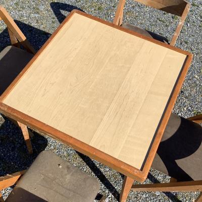 381 Children's Foldable Table & Four Chairs