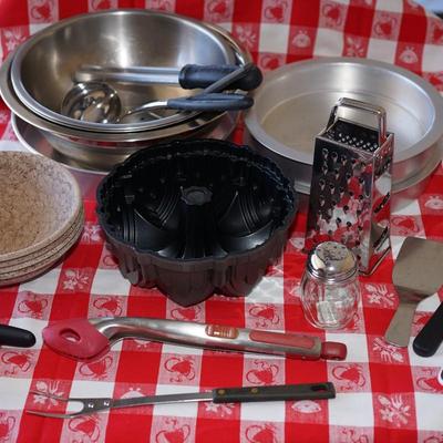 KITCHEN GROUPING OF USEFUL ITEMS -BRIDAL SHOWER GIFT!