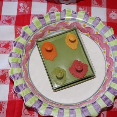 GROUPING OF THREE DECORATIVE PIE PLATES/ PIE CRUST PUNCH'S