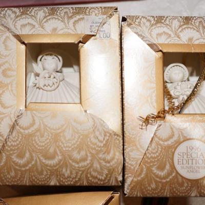 GROUPING OF EIGHT MARGARET FURLONG BISQUE ORNAMENTS W/BOX