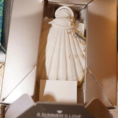 GROUPING OF EIGHT MARGARET FURLONG BISQUE ORNAMENTS W/BOX