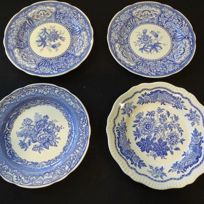 Set of (4) Spode ITALIAN 6.5" Blue and White Bowl Scallop Edge Made in England Micro Safe