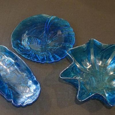 Set of (3) Iridescent Aqua Blue Beach Themed Serving Dishes