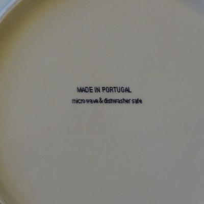 Unique Set of (4) Serving Bowls - Perfect for Any Occassion