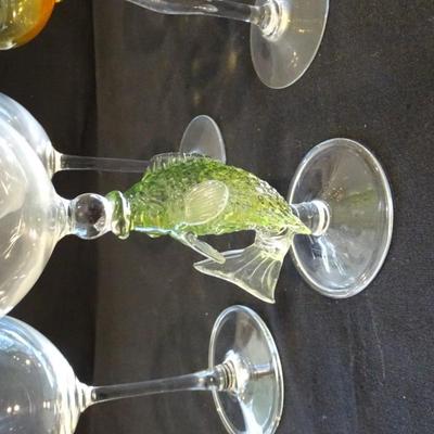 Lot of (7) Vintage Wine Glasses