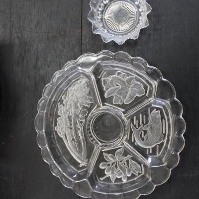 2 Glass Platters - Perfect for Any Occassion