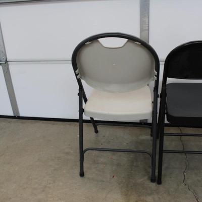 4 Folding Chairs