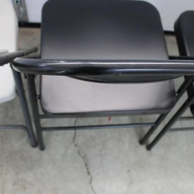 4 Folding Chairs