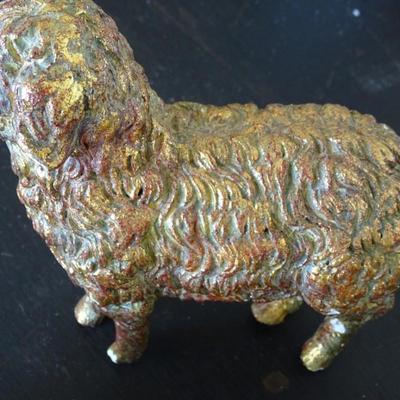 Unique Holiday Sheep DÃ©cor