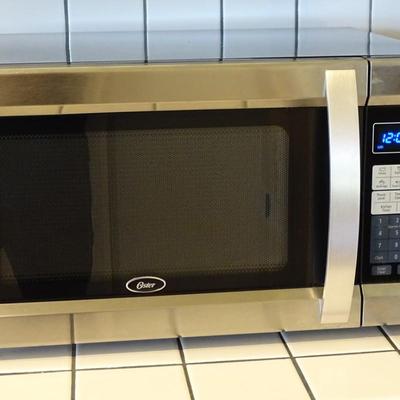 Oster 1100 Watt Microwave