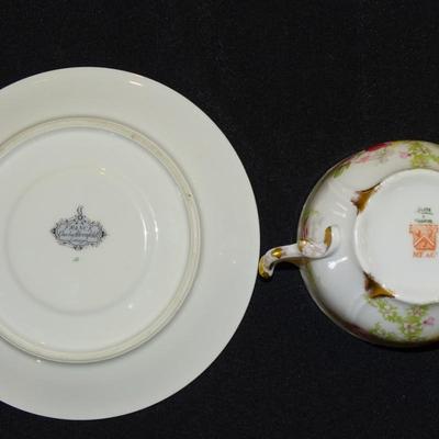 Eclectic Collection of Vintage DÃ©cor
