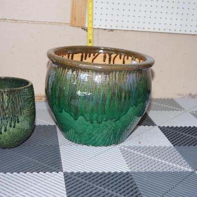 GROUPING OF CERAMIC GARDEN POTS/ EXCELLENT CLAY SLIP GREEN GLAZES (2)