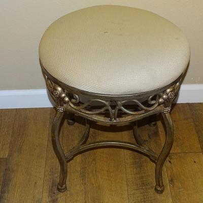 Hillsdale Furniture Villa Upholstered Backless Vanity Stool