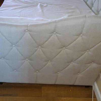 Twin Tufted Fabric Day Bed with Trundle and Two Twin Mattresses