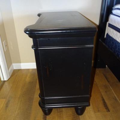 Modern Three-drawer Black Nightstand