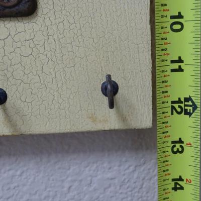 Antique Door Knob Wall Plaque - Key Holder