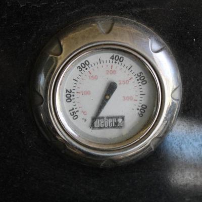 Weber Sprit Propane BBQ with 2 Tanks and Various Cooking Tools
