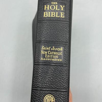 Vintage Holy Bible Saint Joseph New Catholic Edition Illustrated CBPC Genuine Leather