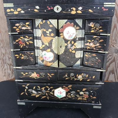 JEWELRY BOX