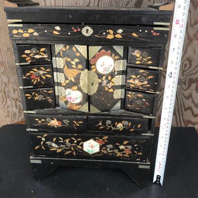 JEWELRY BOX