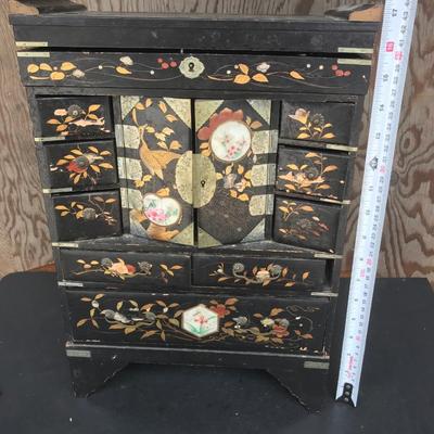JEWELRY BOX