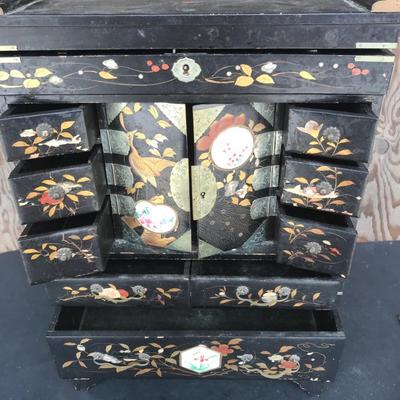 JEWELRY BOX