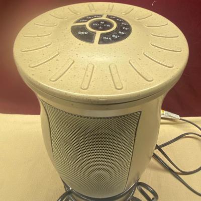 Lasko Oscillating Heater