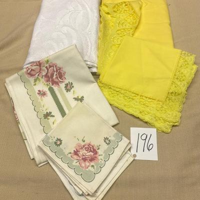 Tablecloths and Napkins