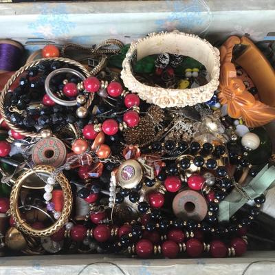 ESTATE JEWELRY LOT