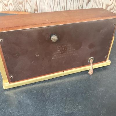 MID CENTURY CLOCK