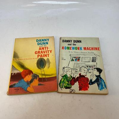 Vintage Young Reader Paperback Series Danny Dunn Anti-Gravity Paint & Homework Machine