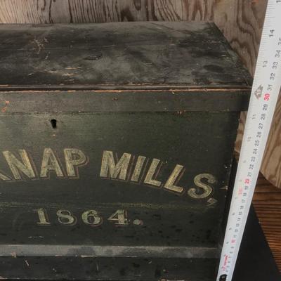 19TH CENTURY BOX LOT
