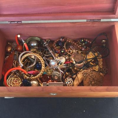 ESTATE JEWELRY LOT