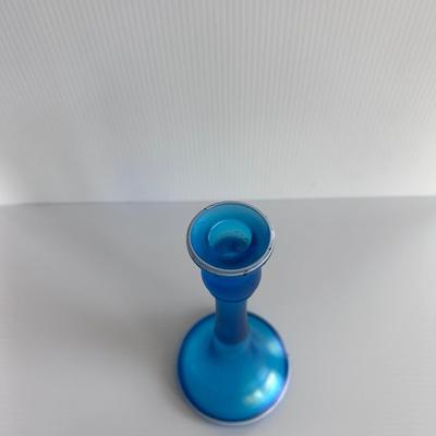 VINTAGE DUGAN BLUE STRETCH GLASS CANDLESTICK HOLDER