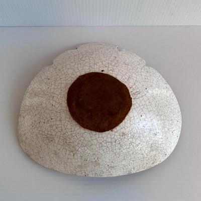 VINTAGE CERAMIC ASHTRAY