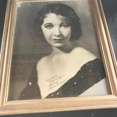 AUTOGRAPHED PHOTO LOT