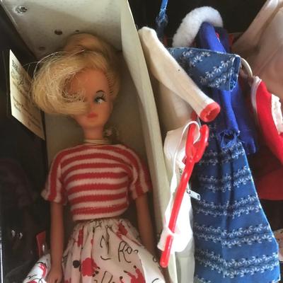 BARBIE LOT